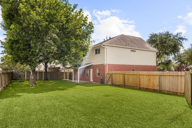 3234 Vanity Drive, Pearland, TX 77584