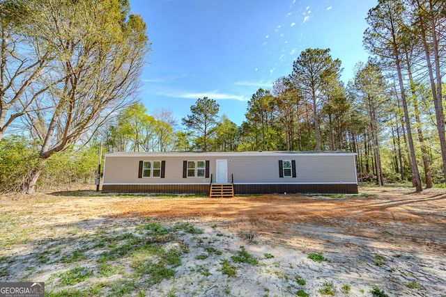 226 Mullis Street, Dexter, GA 31019