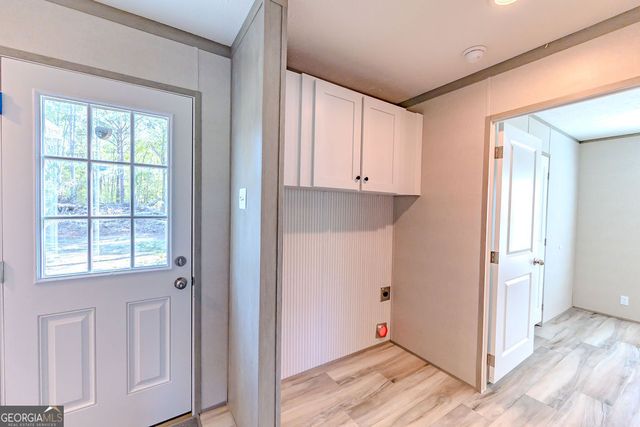 226 Mullis Street, Dexter, GA 31019