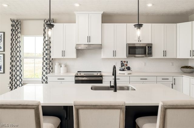 6288 Lake Cable Avenue NW, Lehigh Twp, OH 44720