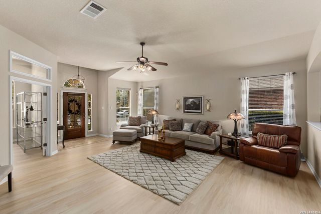 848 San Ignacio, New Braunfels, TX 78132