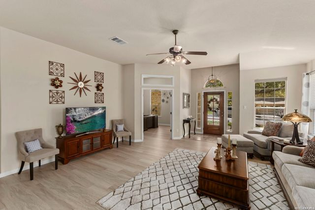 848 San Ignacio, New Braunfels, TX 78132