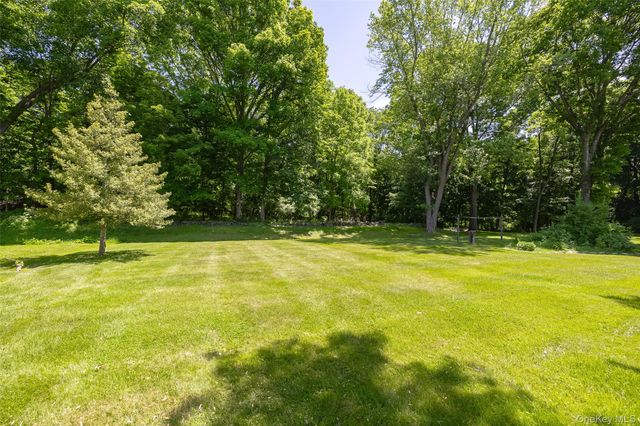 89 Edgehill Drive, Wappingers Falls, NY 12590