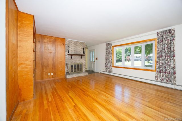 89 Edgehill Drive, Wappingers Falls, NY 12590