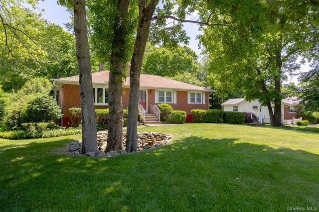 89 Edgehill Drive, Wappingers Falls, NY 12590