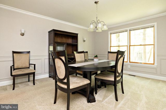 8 CANTERBURY CT, Marlton, NJ 08053