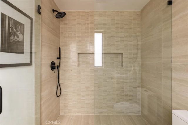 15202 Hesby Street, Sherman Oaks, CA 91403