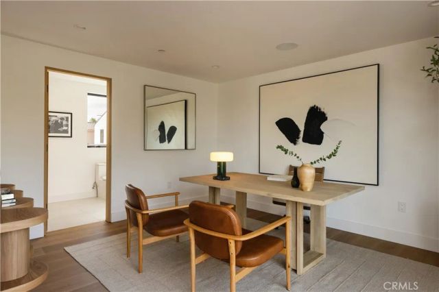 15202 Hesby Street, Sherman Oaks, CA 91403