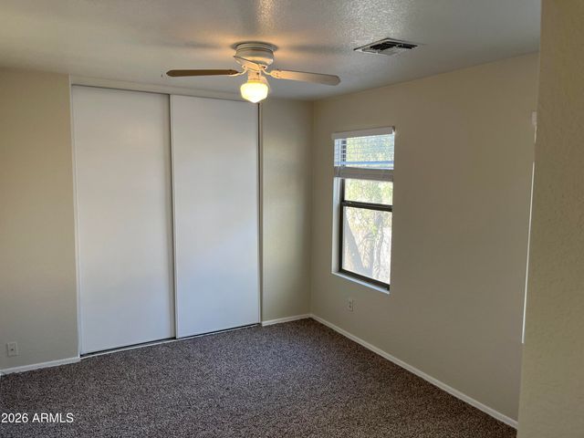 9441 W JAMESTOWN Road, Phoenix, AZ 85037