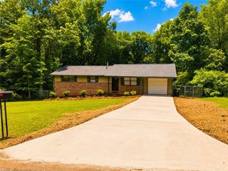 4025 N Quail Drive, Douglasville, GA 30135