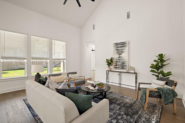 912 Rock Daisy TRL, Hutto, TX 78634