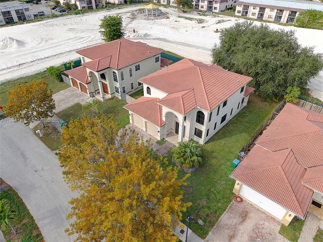 865 NE 208th Ter, Miami, FL 33179