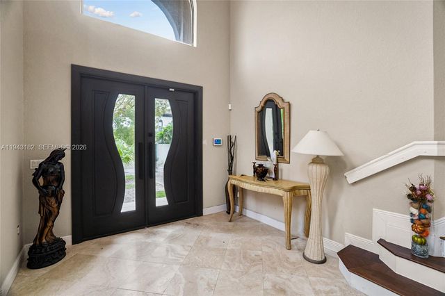 865 NE 208th Ter, Miami, FL 33179