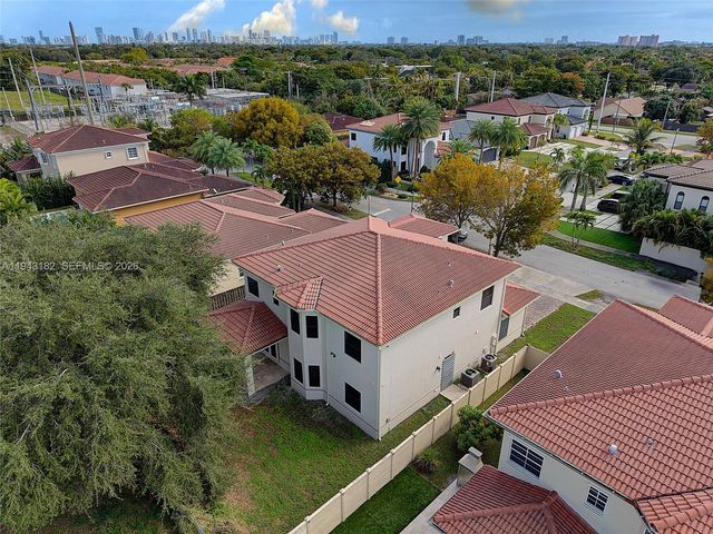 865 NE 208th Ter, Miami, FL 33179