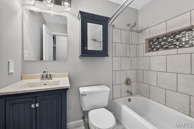 409 Wilson Park Lane, Granite City, IL 62040