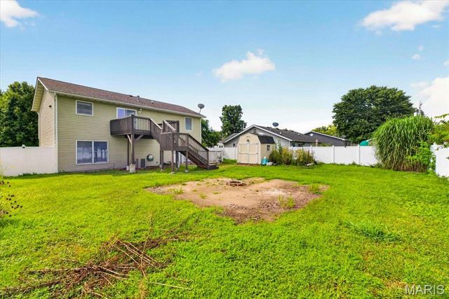 409 Wilson Park Lane, Granite City, IL 62040