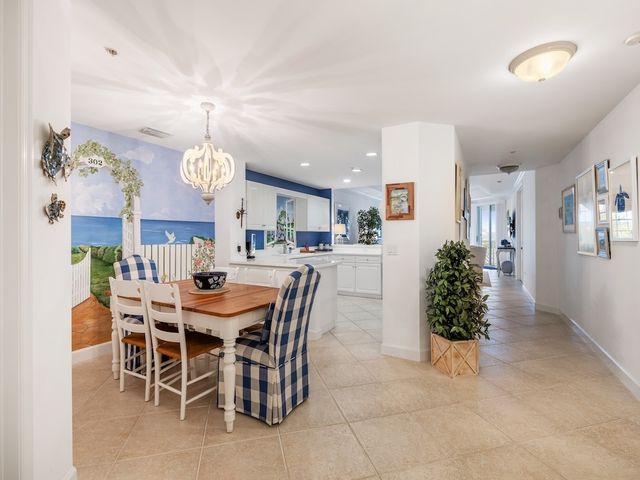 940 Turtle Cove Lane 302, Vero Beach, FL 32963