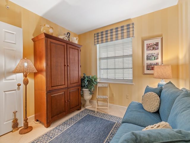 940 Turtle Cove Lane 302, Vero Beach, FL 32963