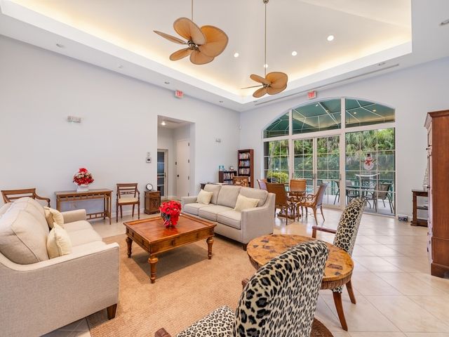 940 Turtle Cove Lane 302, Vero Beach, FL 32963