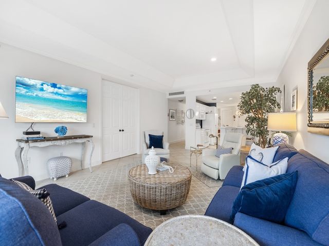 940 Turtle Cove Lane 302, Vero Beach, FL 32963