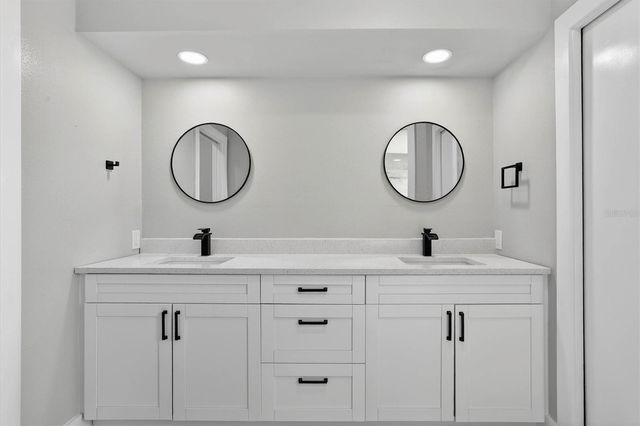 1658 JEFFORDS STREET, Clearwater, FL 33756