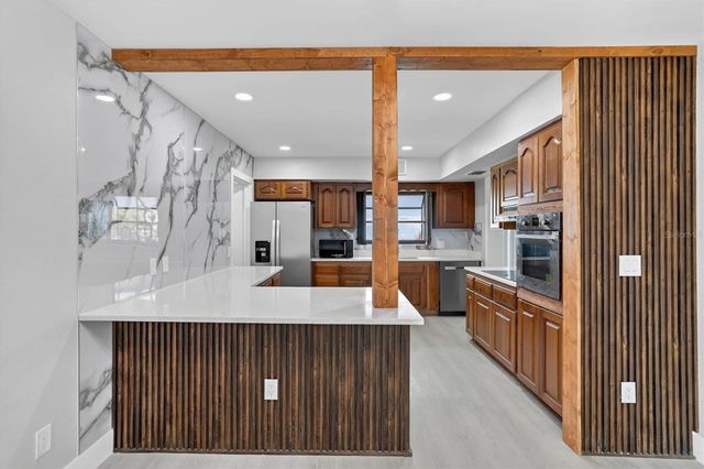 1658 JEFFORDS STREET, Clearwater, FL 33756