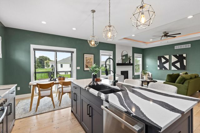 1021 Cardinal Drive, Polk City, IA 50226