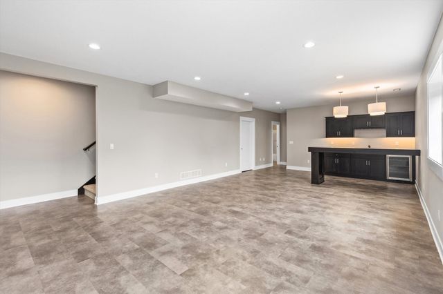 1021 Cardinal Drive, Polk City, IA 50226