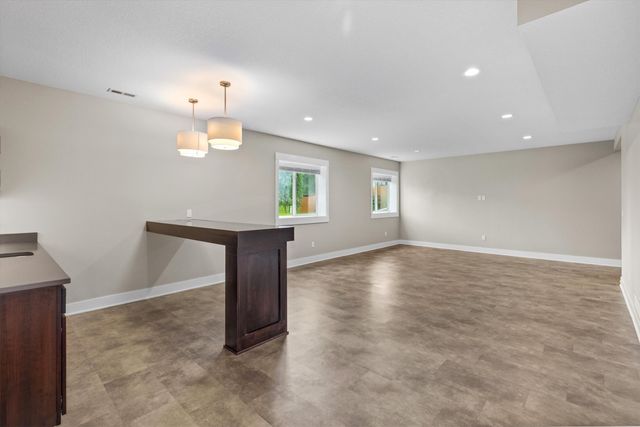 1021 Cardinal Drive, Polk City, IA 50226