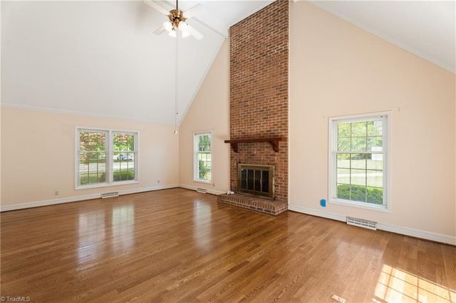 926 Branchwood Drive, Kernersville, NC 27284