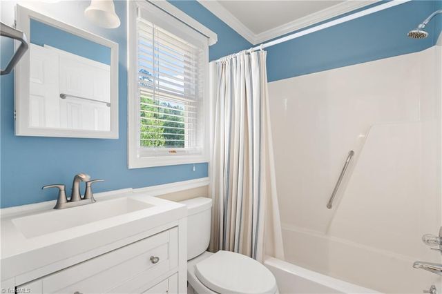 926 Branchwood Drive, Kernersville, NC 27284