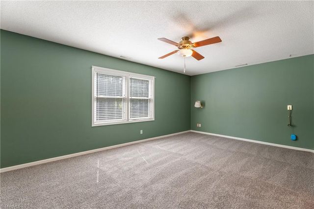 926 Branchwood Drive, Kernersville, NC 27284