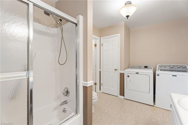 926 Branchwood Drive, Kernersville, NC 27284