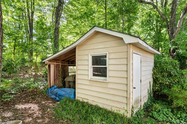 926 Branchwood Drive, Kernersville, NC 27284