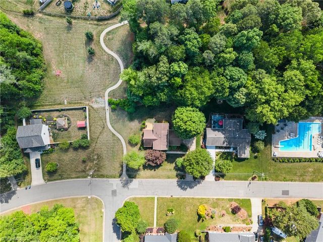 926 Branchwood Drive, Kernersville, NC 27284