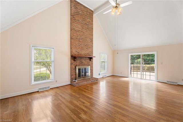 926 Branchwood Drive, Kernersville, NC 27284