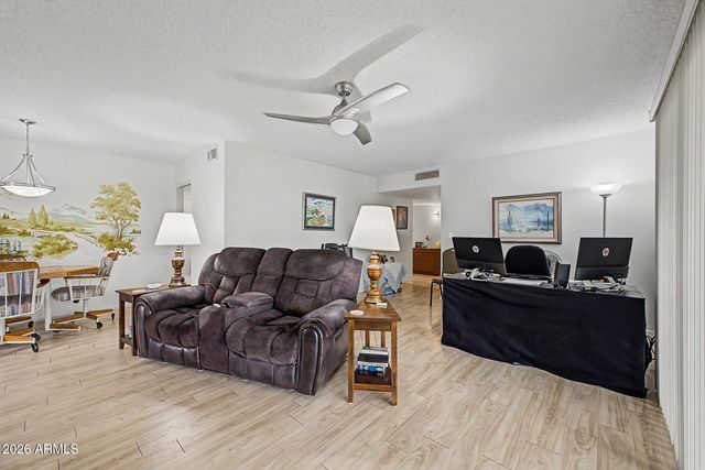 10840 W CARON Drive, Sun City, AZ 85351