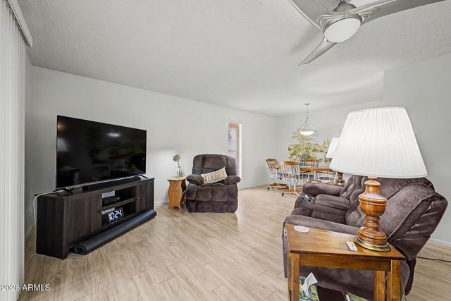 10840 W CARON Drive, Sun City, AZ 85351