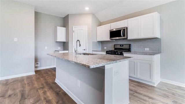 1407 PARKVIEW Drive, Alexandria, LA 71303