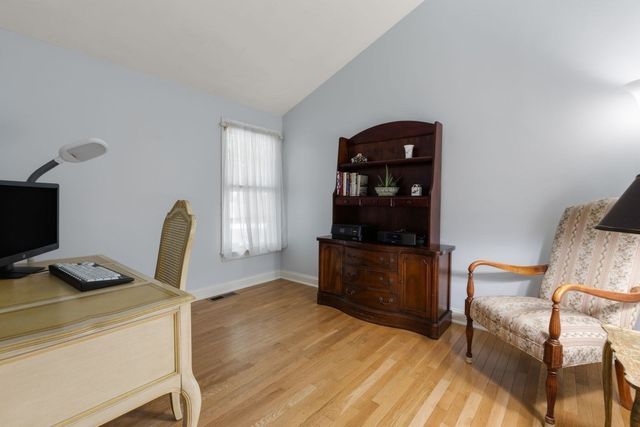 38 Juniper Ln 38, Hanover, MA 02339