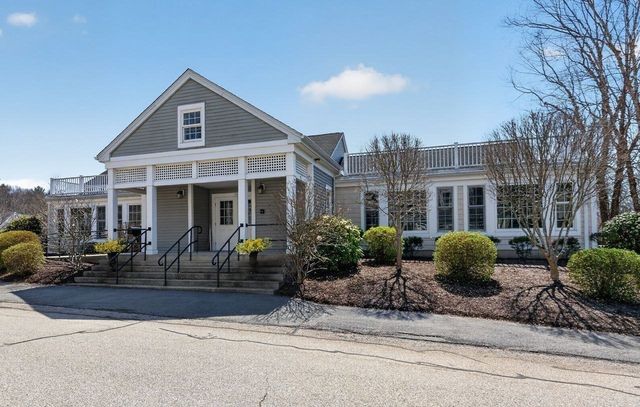 38 Juniper Ln 38, Hanover, MA 02339