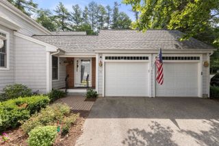 38 Juniper Ln 38, Hanover, MA 02339