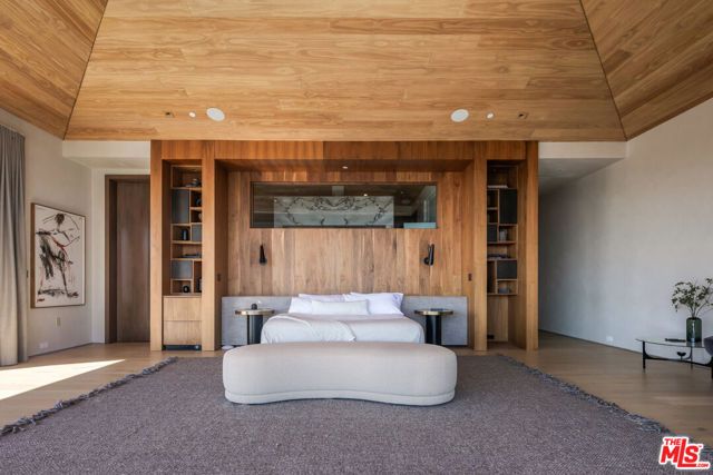 1625 Summitridge Drive, Beverly Hills, CA 90210