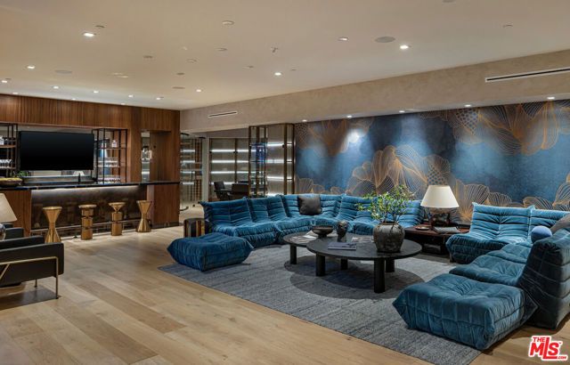 1625 Summitridge Drive, Beverly Hills, CA 90210