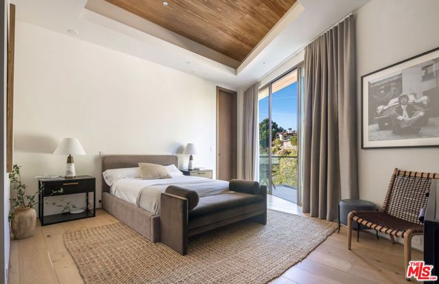 1625 Summitridge Drive, Beverly Hills, CA 90210