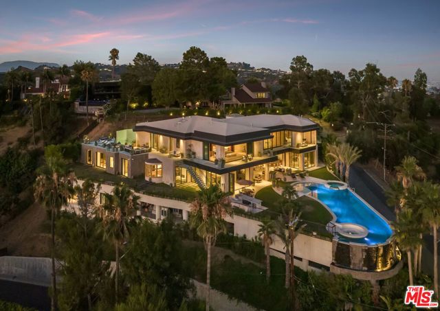 1625 Summitridge Drive, Beverly Hills, CA 90210