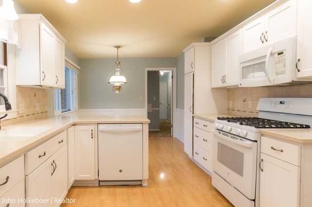 1641 Forrester Street Se, City Of Grand Rapids, MI 49508