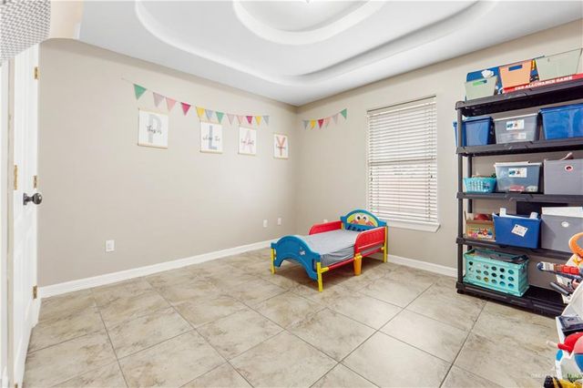 1821 S Petunia Avenue, Weslaco, TX 78596