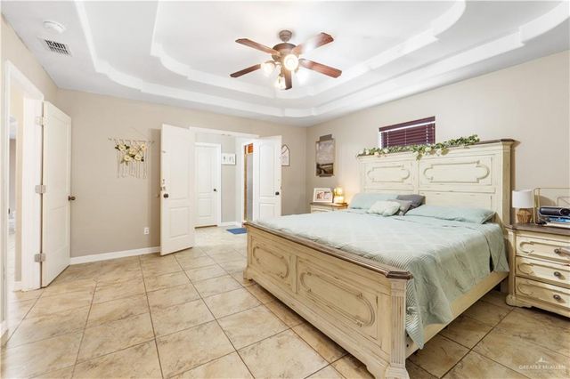 1821 S Petunia Avenue, Weslaco, TX 78596