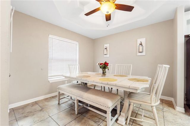 1821 S Petunia Avenue, Weslaco, TX 78596